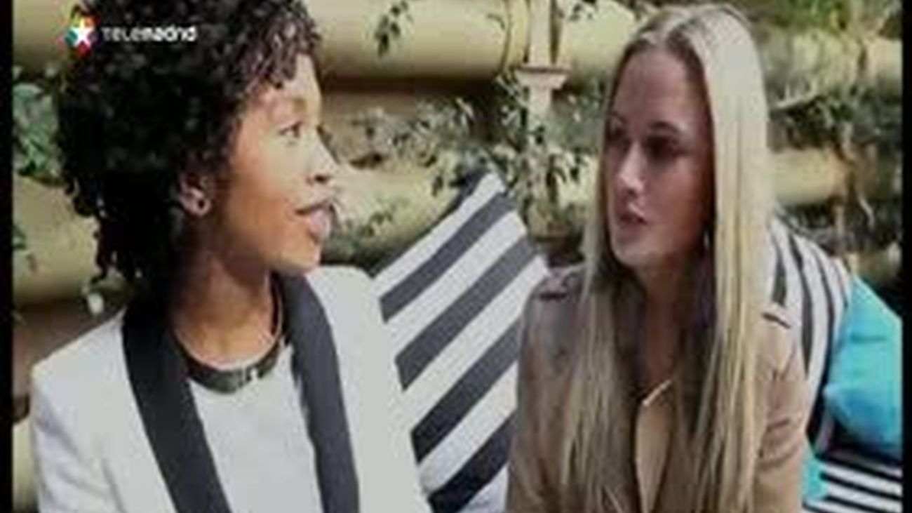 Pistorius sigue en prisión preventiva