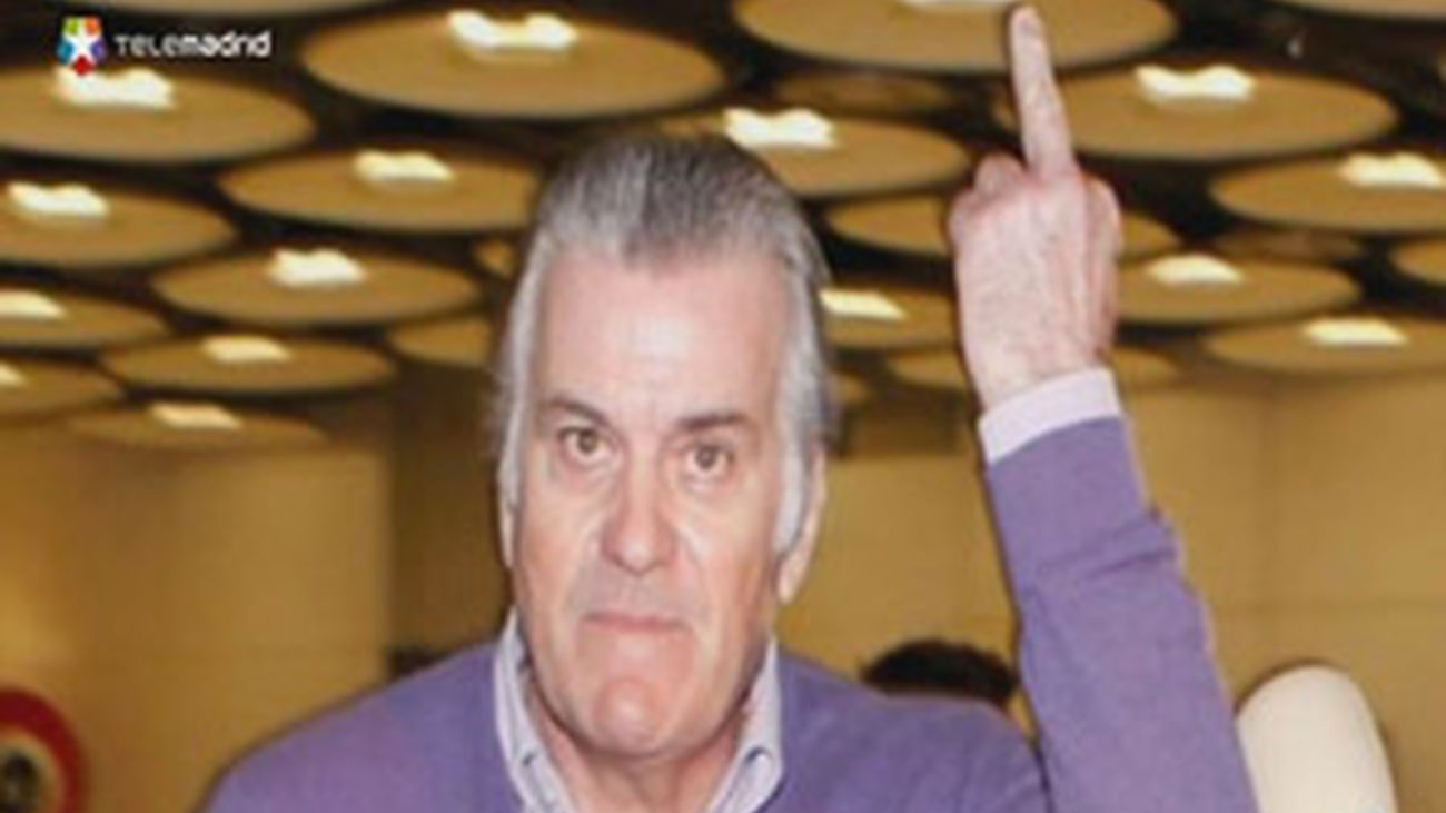 Cospedal presenta una demanda civil contra Bárcenas y El País