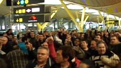 Iberia convoca a los sindicatos  con la intención de "acercar posturas"