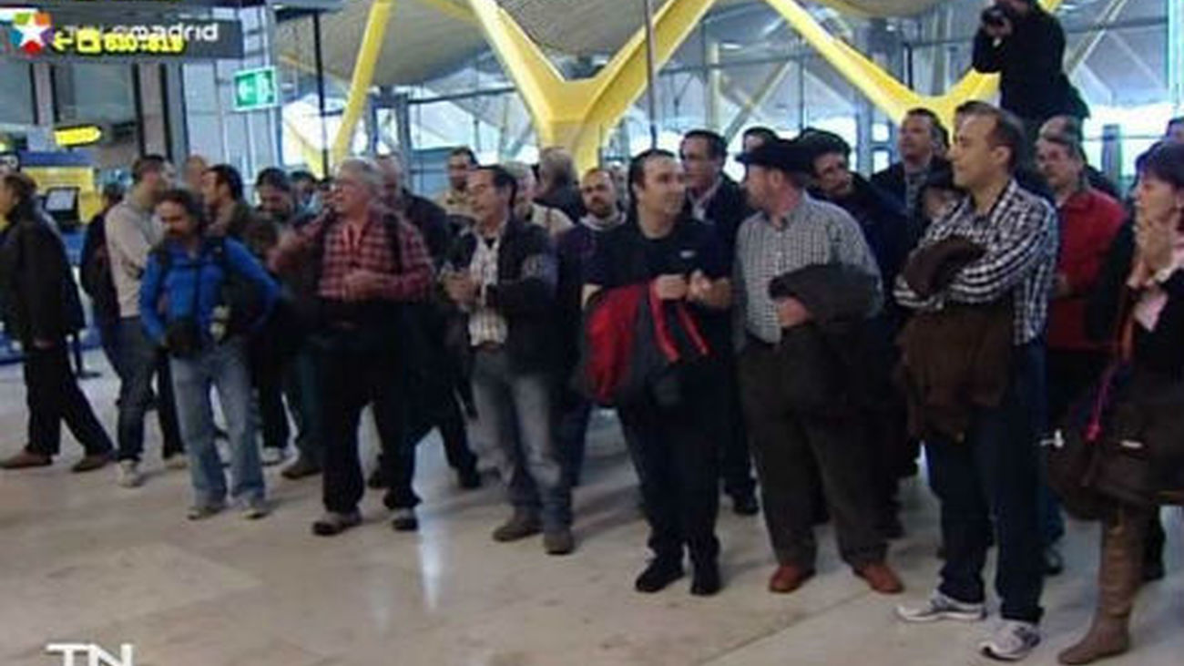 Los sindicatos de Iberia no descartan "intensificar" las huelgas, tras una reunión sin avances