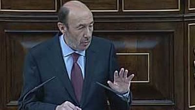 Rubalcaba dice a Rajoy que  "lo mejor para España" es que dimita