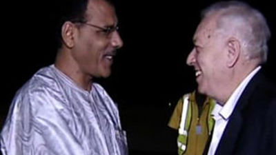 España desbloquea la ayuda a Mali y respalda su transición a la democracia