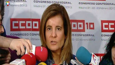 Báñez anima a los sindicatos a seguir trabajando por el empleo