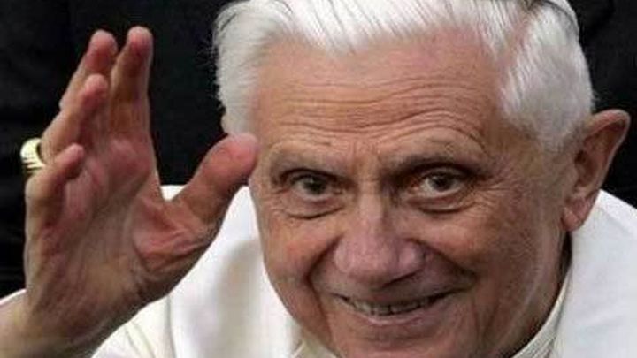 Benedicto XVI será llamado "Papa Emérito" o "Romano Pontífice Emérito"