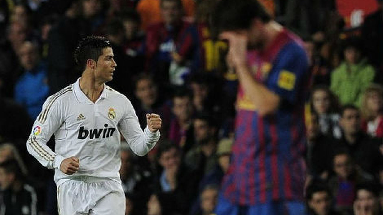 Un Real Madrid muy superior destroza al Barça (1-3)