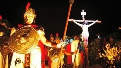Chinchon vivirá la pasión y muerte de Cristo en sus calles en Semana Santa