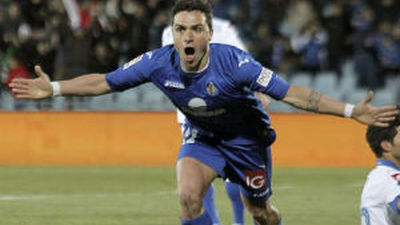 El Getafe mira a Europa y hunde más al Zaragoza (2-0)