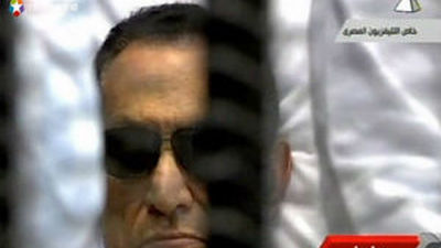 La justicia ordena volver a juzgar a Mubarak por muerte de manifestantes