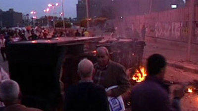 Arde la sede principal de la Policía de Port Said en medio de enfrentamientos