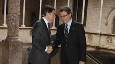 González pide a Mas unidad frente a la crisis