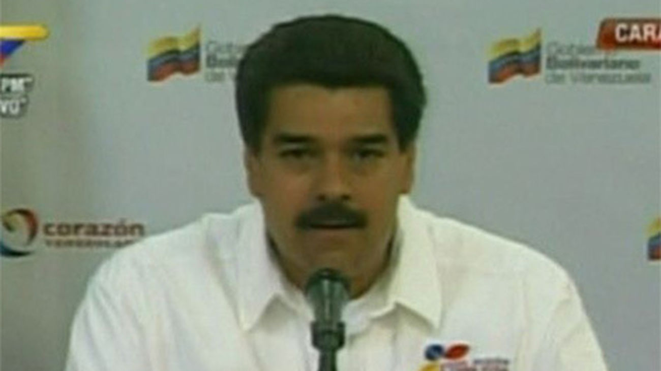 Estados Unidos expulsa a dos diplomáticos venezolanos