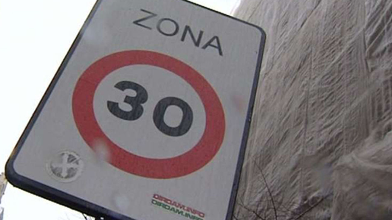 A 30km/h en vías urbanas