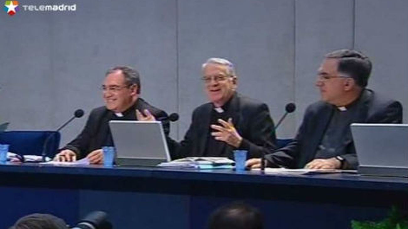 El cónclave comenzará entre el lunes y miércoles próximos, según Lombardi