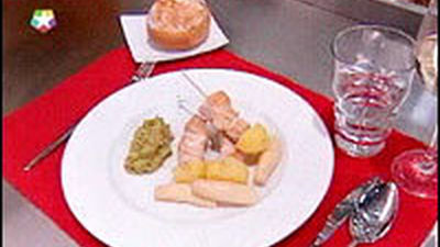 Receta: Pinchos de papas, pavo y guacamole