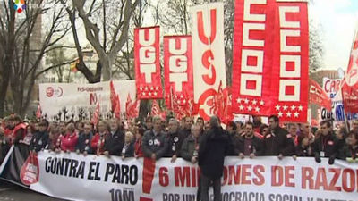 Miles de personas se manifestan en toda España contra los recortes y el paro
