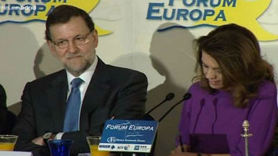 Rajoy ve a Cospedal como "mujer excepcional" y "magnífico ejemplo a seguir"