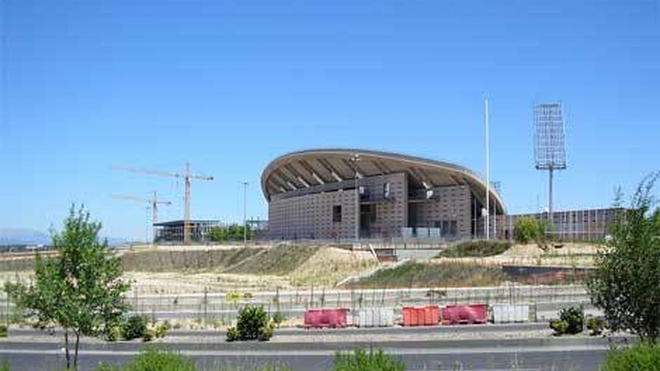 El Príncipe visita las obras emblemáticas de la candidatura Madrid 2020