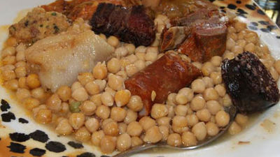 Tres Cantos celebra con un cocido sus 23 años de independencia