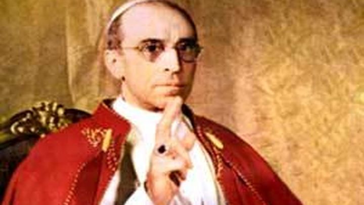 El único cónclave en el que ha habido "fumata  blanca" el primer día es el que eligió a Pío XII