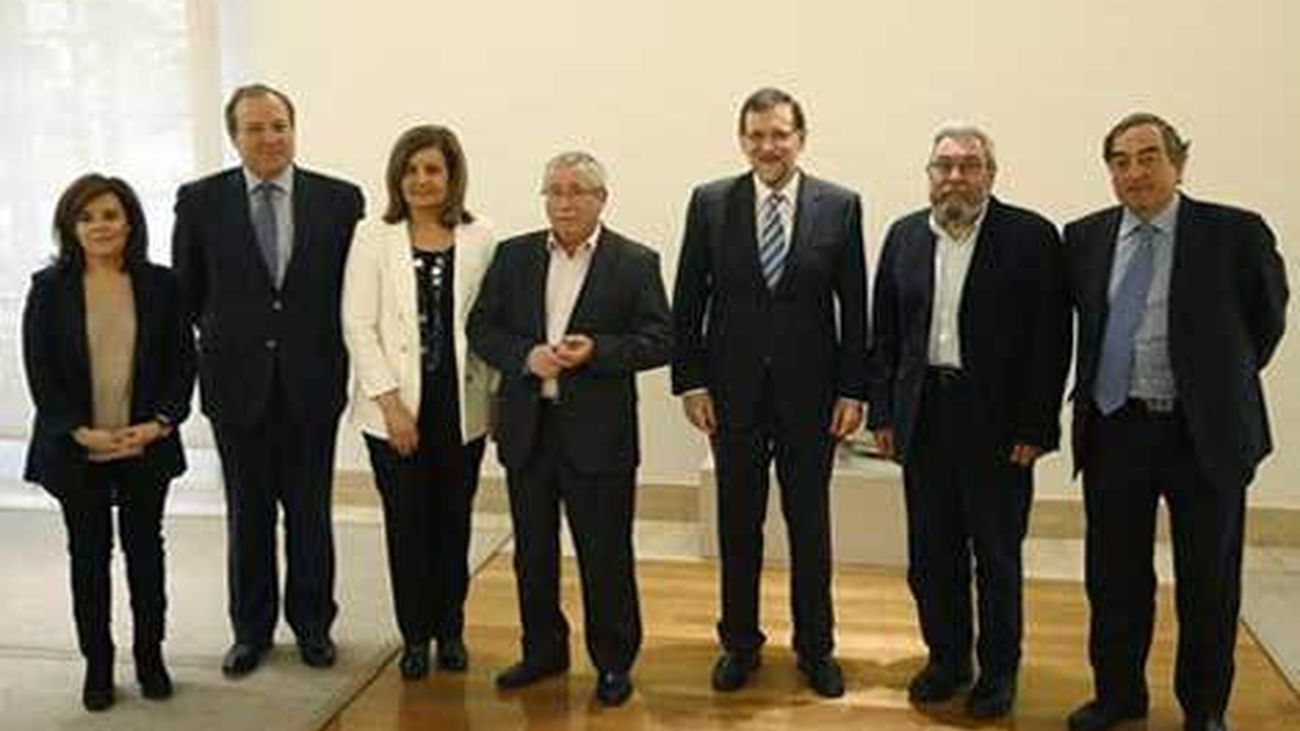 Rajoy dice que la Estrategia de Empleo ayudará a más de un millón de jóvenes