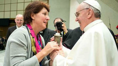 El papa Francisco no vive en el apartamento papal porque no puede estar solo