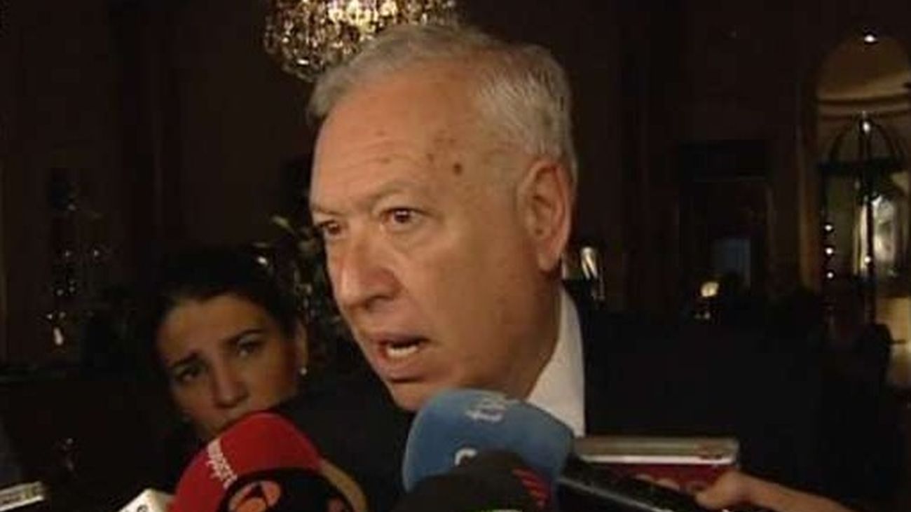 Margallo cree que "no hay la mínima posibilidad  de contagio" de Chipre al resto de Europa