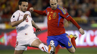 España busca la victoria ante Finlandia antes de visitar a Francia