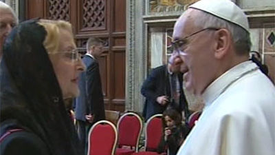 El Papa invita a la diplomacia internacional  a luchar contra la pobreza material y espiritual