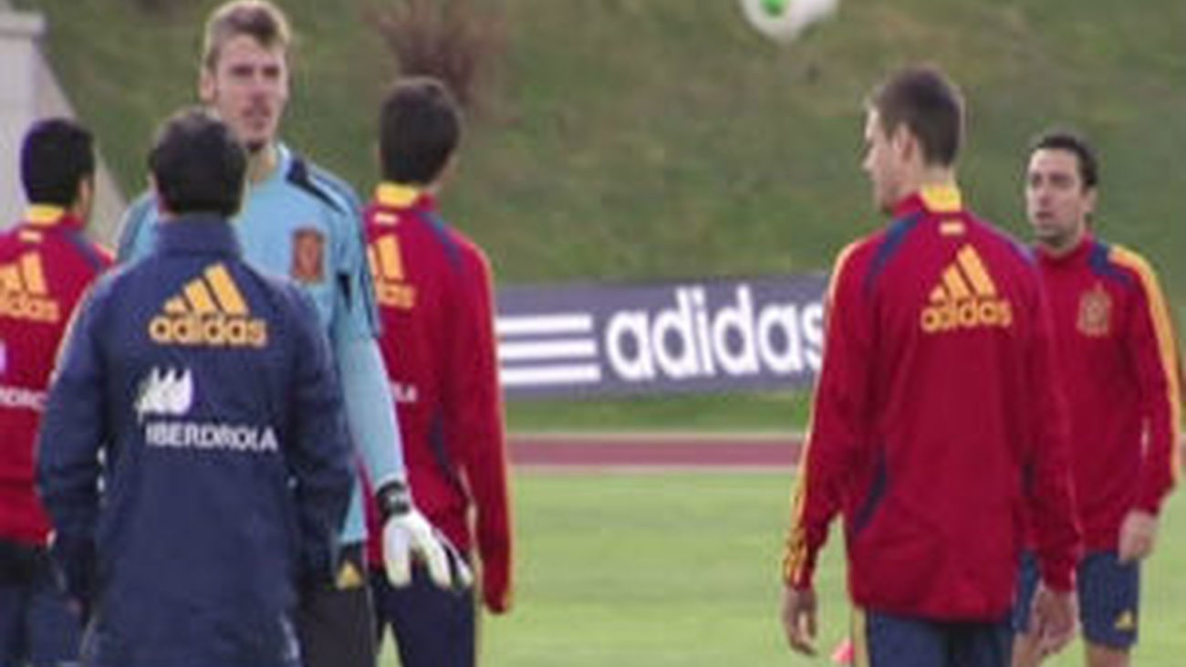 Cazorla: "No tiene ningún sentido dudar de esta selección por dos empates"