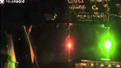 Los pilotos denuncian deslumbramientos con láser