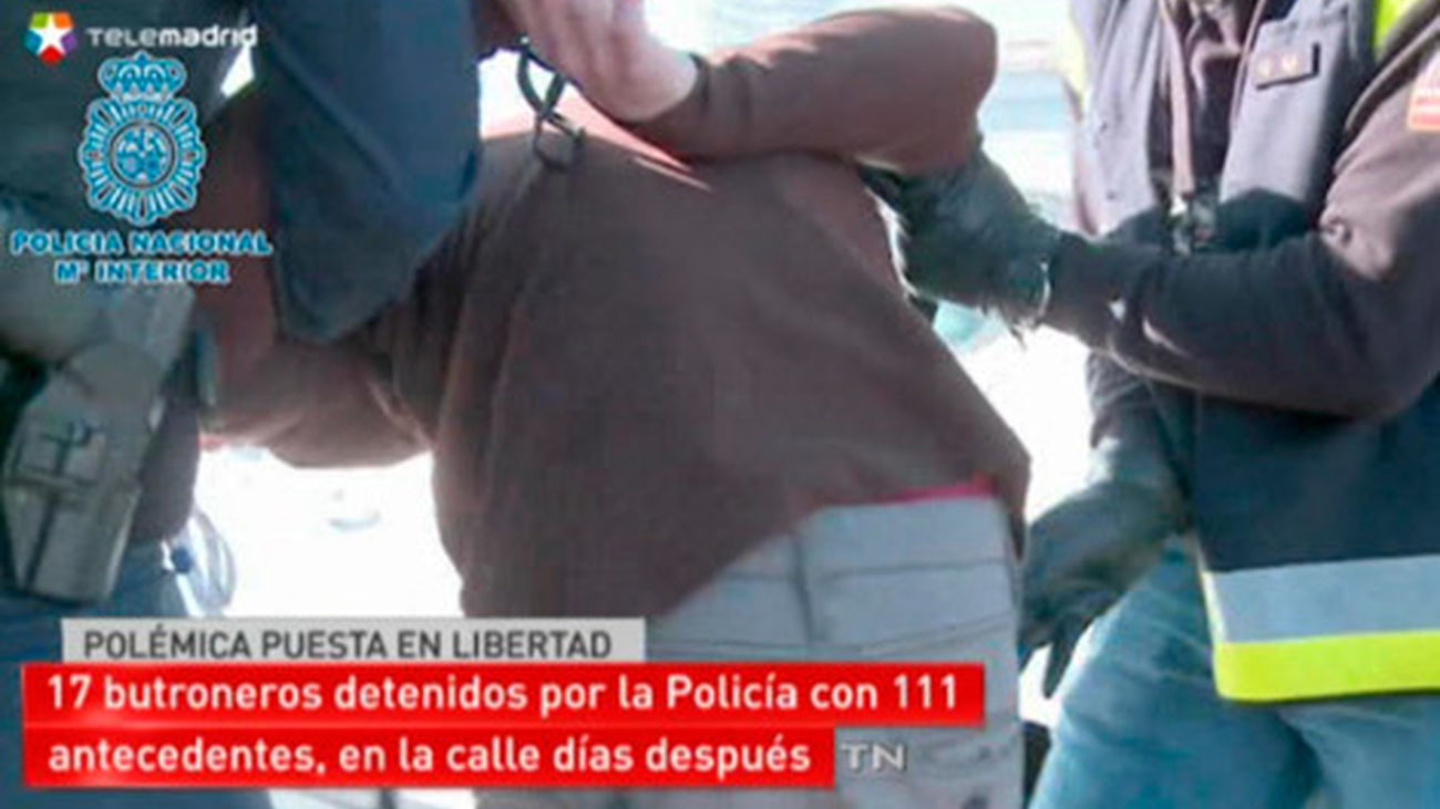 La Policía detiene a 17 butroneros que quedan libres con cargos