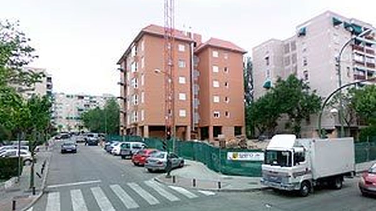 Imagen de 2008 del edificio ocupado de la calle Codorniz