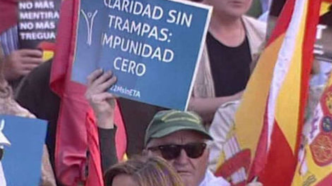 Rechazo unánime de los demócratas al chantaje de ETA