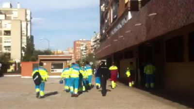 Trasladan a cuatro intoxicados por consumir sustancias tóxicas en Carabanchel