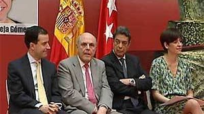 La Comunidad reconoce a los investigadores Manuel Elices y Miguel Angel Garrido