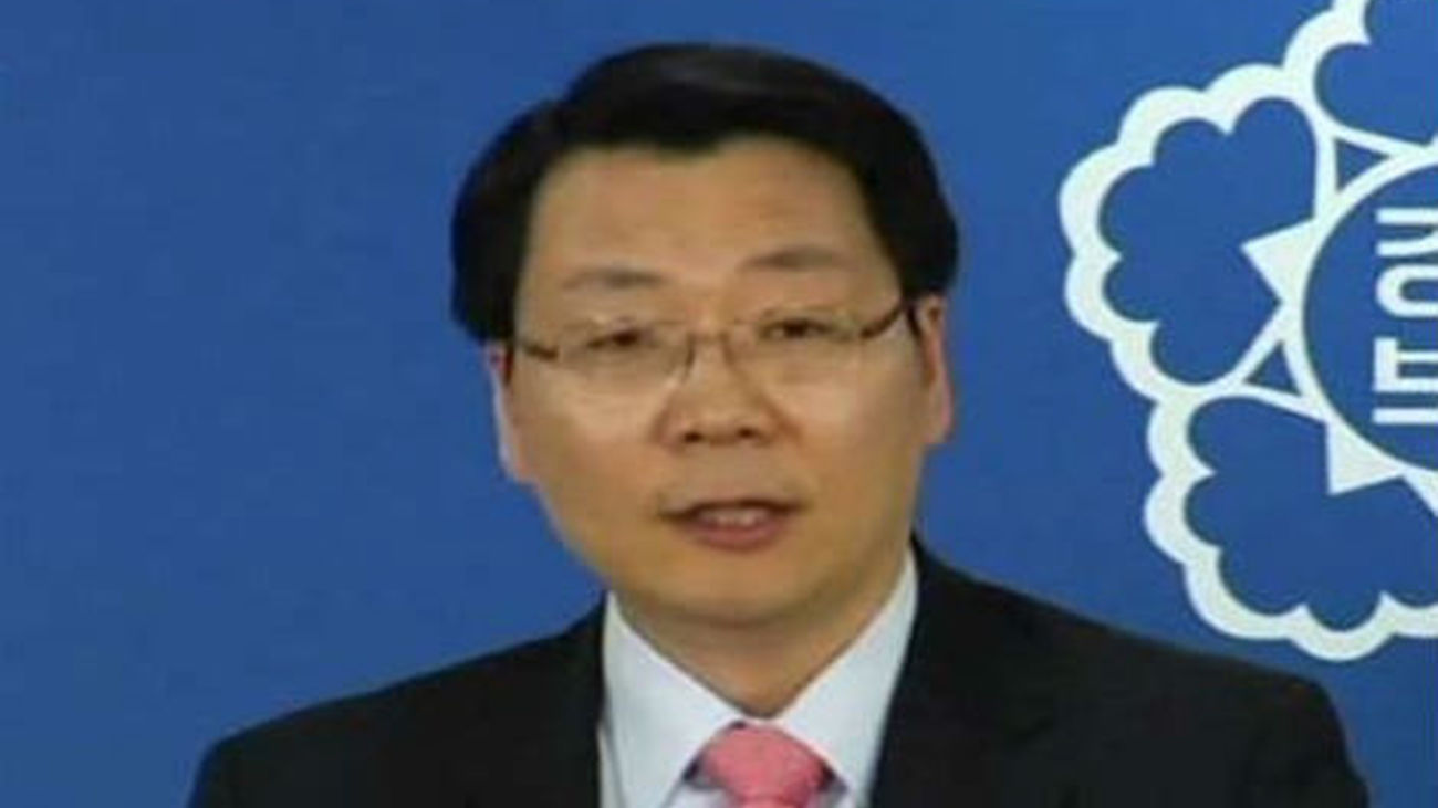 Corea del Norte carga dos misiles en lanzaderas móviles, según Seúl