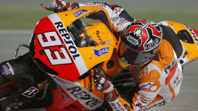 Márquez vuela en los entrenamientos de Sepang