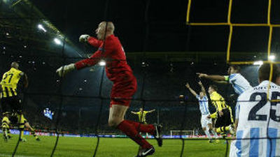 Indignación en Málaga por el "atraco' en Dortmund