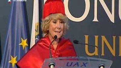 Esperanza Aguirre investida Doctora Honoris Causa por la Universidad Alfonso X el Sabio