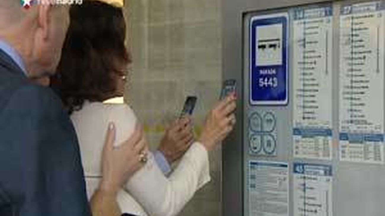 Smart Madrid: nuevas tecnologías en las marquesinas de la EMT