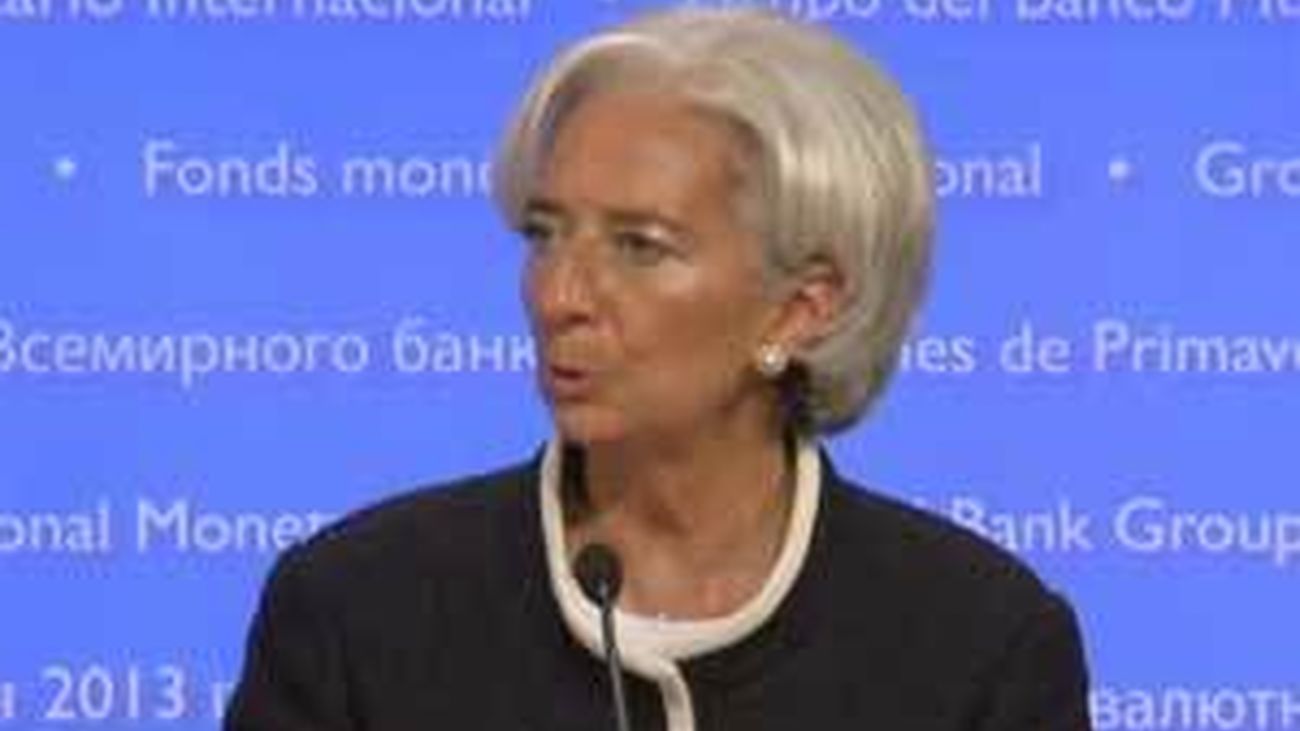 Lagarde insiste en que España "necesita  más tiempo" para realizar su consolidación fiscal