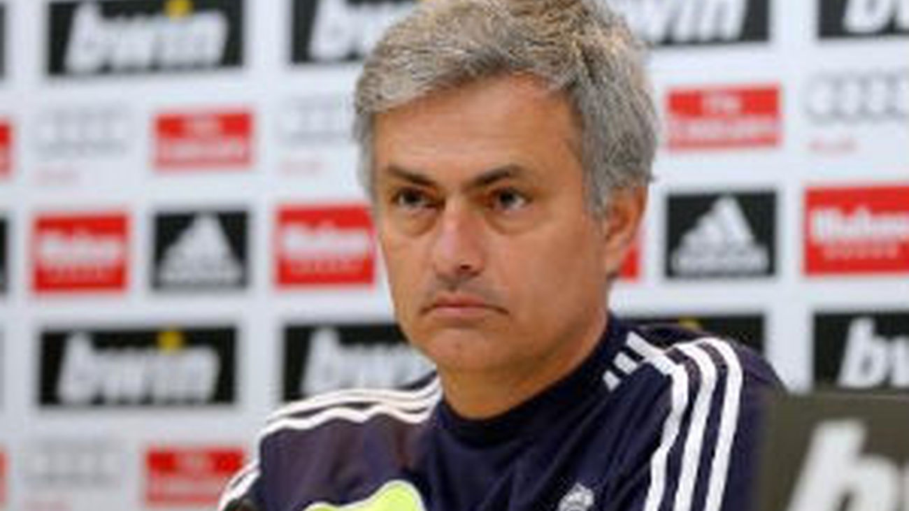 Mourinho: "No estoy infeliz ni triste"