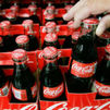 Coca-Cola obedece a Trump y lanzará en EEUU una versión elaborada con azúcar de caña