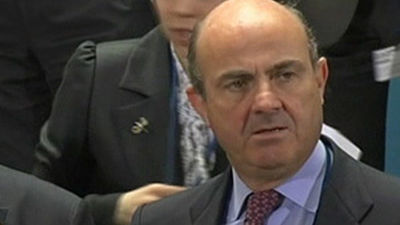 De Guindos augura dos años "completamente diferentes" en creación de empleo