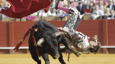 La herida de El Juli evoluciona bien y el torero pasa de la UCI a planta