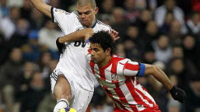 Competición retira la amarilla a Diego Costa