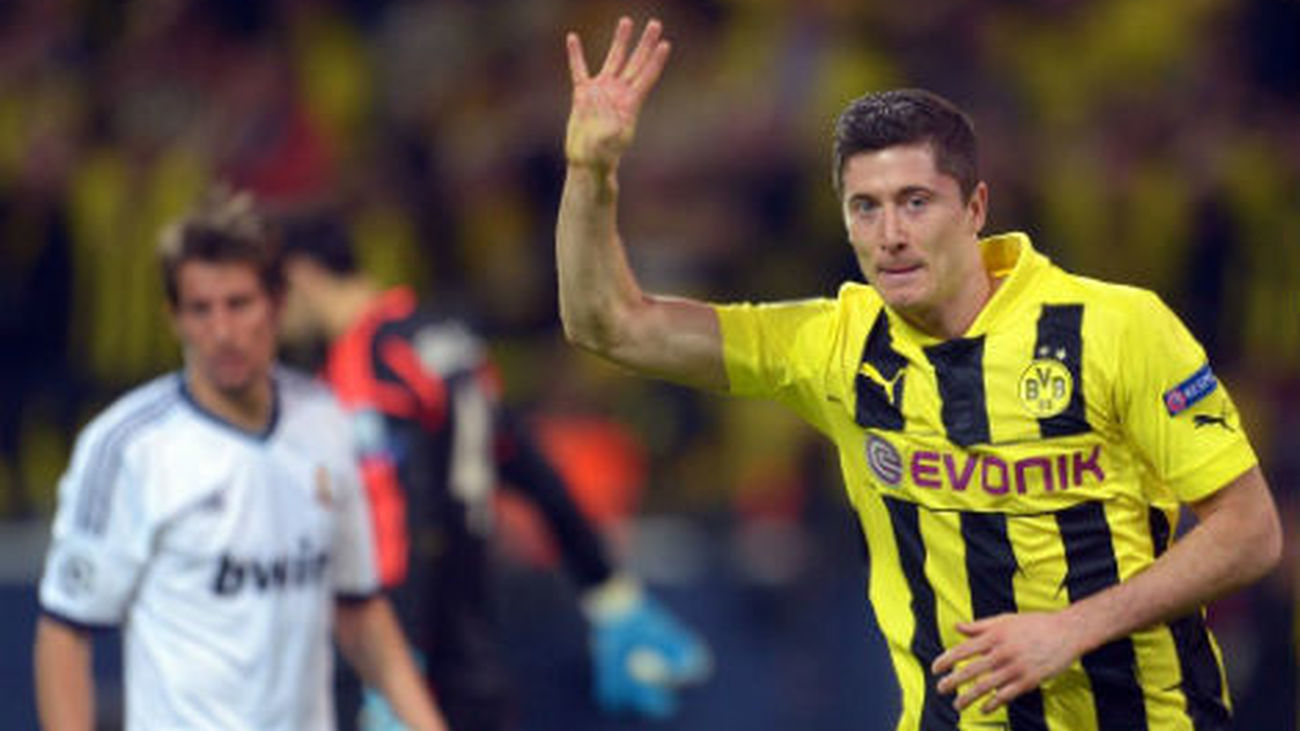 4-1. Lewandoswki deja la 'Décima' casi imposible