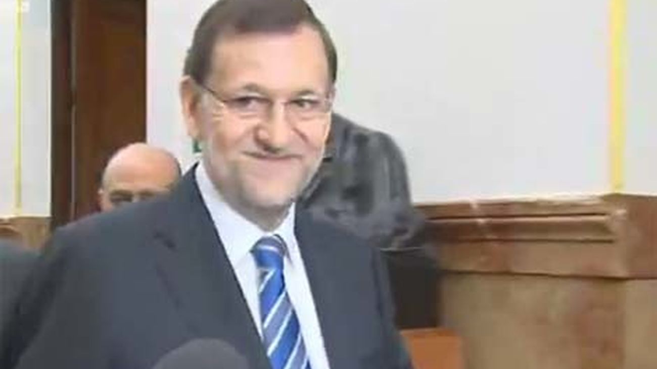Rajoy dice que no aprobarán una subida de impuestos este viernes