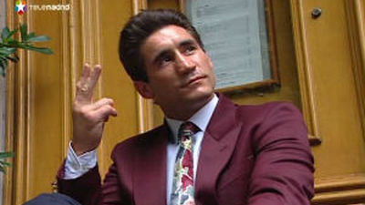 Detenido Poli Díaz por apuñalar a un hombre con un destornillador