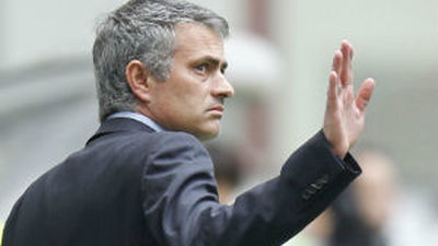 Mou vuelve al Chelsea, según la prensa británica